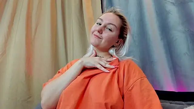 Debbie Taylor online show from December 12, 6:42 pm