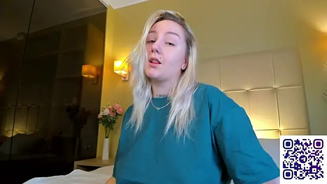 Debbie Taylor online show from October 11, 4:38 pm