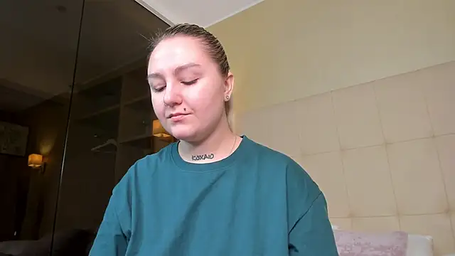 Debbie Taylor online show from October 16, 5:03 pm