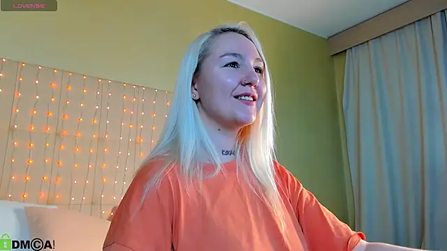 Snapshot of Debbie_Taylor chatting on June 10, 5:23 pm Debbie Taylor online show from June 10, 5:23 pm