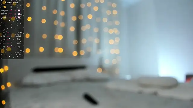 Snapshot of OttilieBurruss chatting on February 9, 2:18 pm OttilieBurruss online show from February 9, 2:18 pm