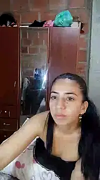 Snapshot of anngela01 chatting on December 13, 4:49 pm anngela01 online show from December 13, 4:49 pm