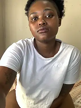 ThickPearlx23 online show from July 11, 8:17 am