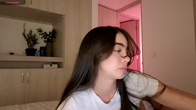 Siny Moore online show from September 14, 12:43 am