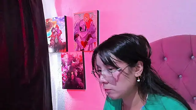 teffy lee online show from June 13, 8:18 pm