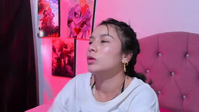 teffy lee online show from June 26, 8:35 pm
