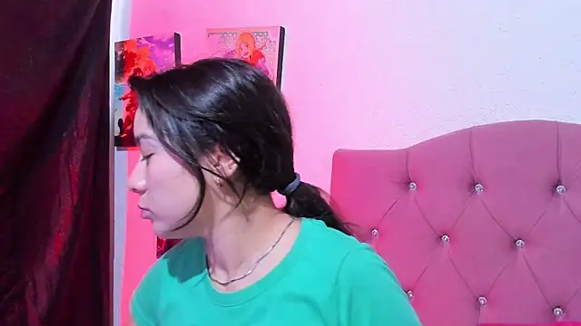 teffy lee online show from June 29, 8:42 pm