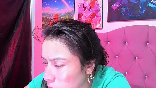 teffy lee online show from July 11, 8:33 pm