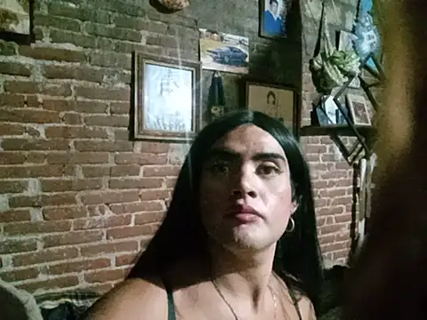 yovana13 online show from July 27, 5:58 am