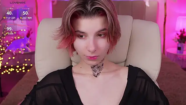 HaylaAmber online show from December 19, 5:40 pm