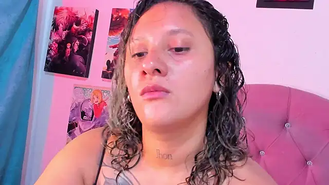 Snapshot of Mila_nixon02 chatting on September 19, 4:29 pm Mila nixon02 online show from September 19, 4:29 pm