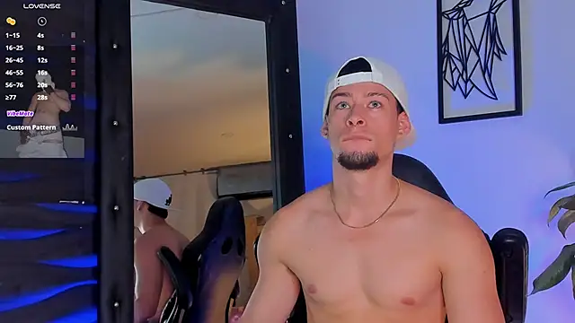 JadeSmiith  online show from November 14, 9:57 pm