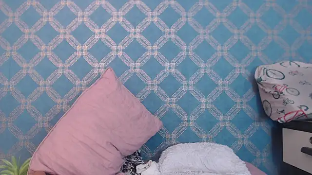 violeta cute18 online show from January 24, 10:51 pm