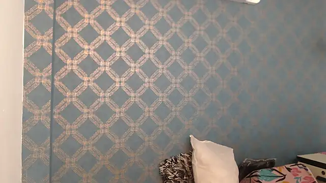 violeta cute18 online show from February 2, 1:23 am