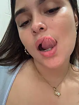 Sarasweet sex online show from April 21, 1:53 am