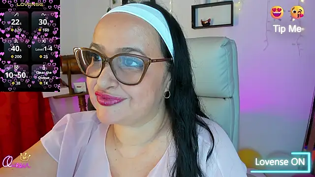 Gia Nahomi online show from March 2, 10:16 pm