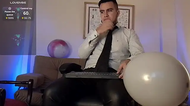 bradley colt online show from November 30, 1:42 am