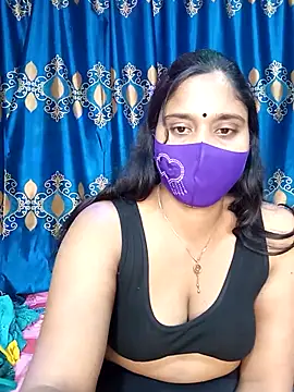 Hot Maleka online show from February 19, 4:00 pm