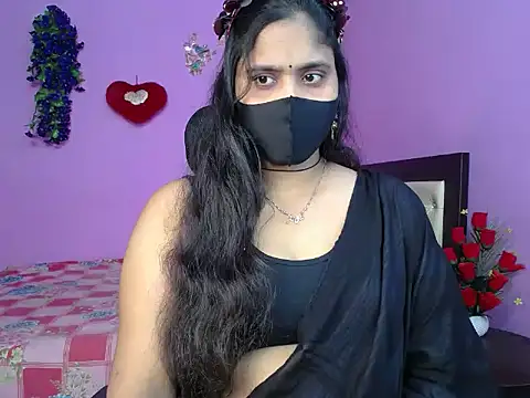 Hot Maleka online show from May 13, 4:48 pm