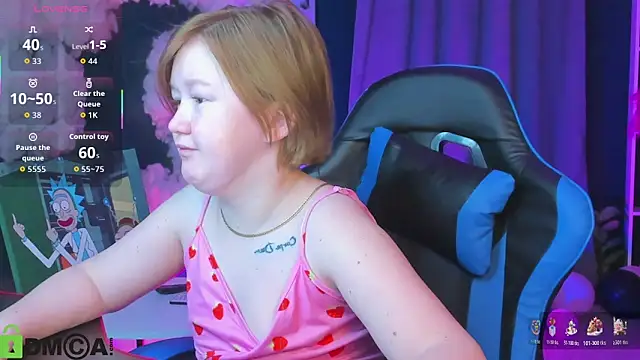 Sara Robinson online show from November 17, 3:01 am