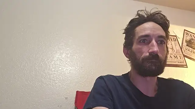 Snapshot of SlammyDjr chatting on February 11, 11:26 am SlammyDjr online show from February 11, 11:26 am