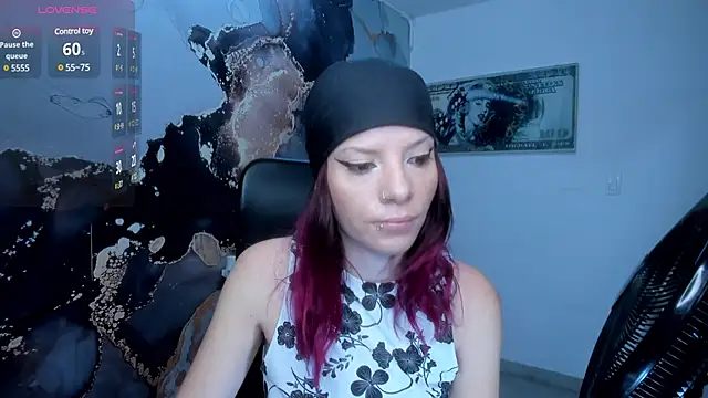 Snapshot of DanaaRey chatting on January 24, 11:26 am DanaaRey online show from January 24, 11:26 am