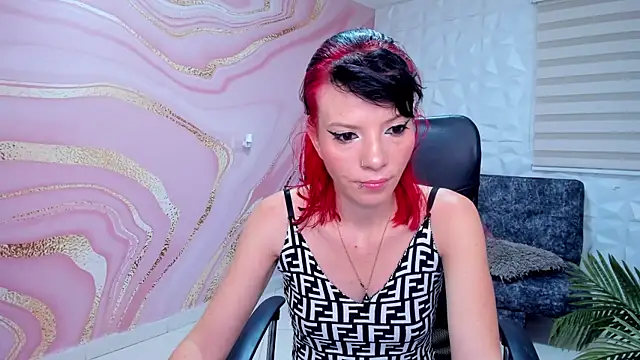 Snapshot of DanaaRey chatting on February 28, 11:36 am DanaaRey online show from February 28, 11:36 am