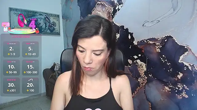 Snapshot of DanaaRey chatting on September 23, 11:24 am DanaaRey online show from September 23, 11:24 am