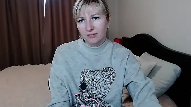 Incredible Ariela online show from February 9, 12:30 pm