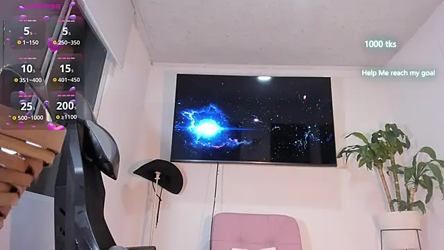 emily palmeer online show from November 4, 10:03 am