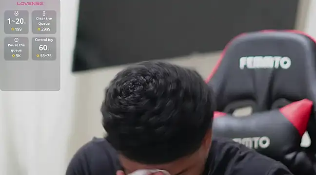 Snapshot of May_Dylan1 chatting on December 28, 3:04 am May Dylan1 online show from December 28, 3:04 am