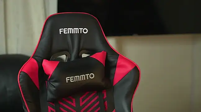 Snapshot of May_Dylan1 chatting on January 5, 4:47 am May Dylan1 online show from January 5, 4:47 am