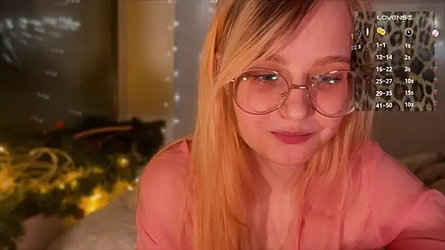 JacyWinslat online show from February 3, 6:39 pm