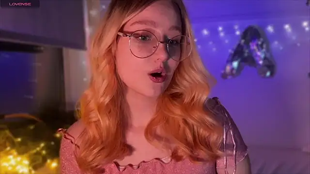 JacyWinslat online show from February 8, 10:51 pm