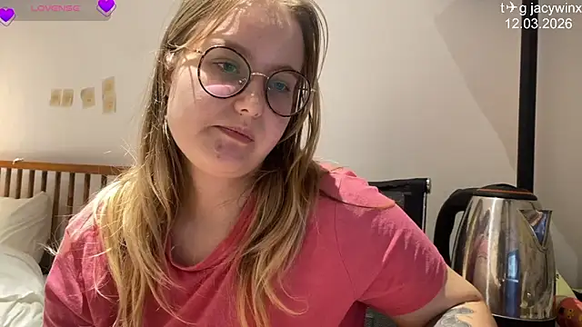 JacyWinslat online show from March 12, 6:36 pm