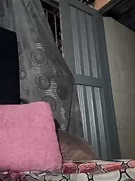 Snapshot of DOMINANTE_KLOE_ chatting on March 6, 2:19 am DOMINANTE KLOE online show from March 6, 2:19 am