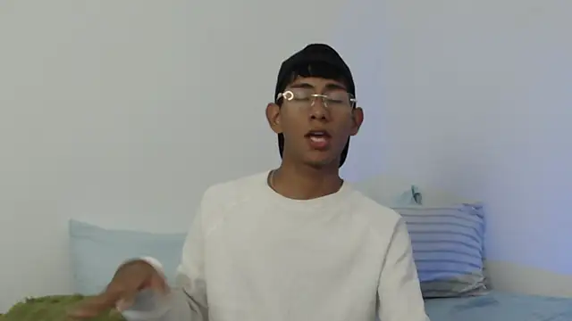 Nick Collins18 online show from October 29, 8:32 pm