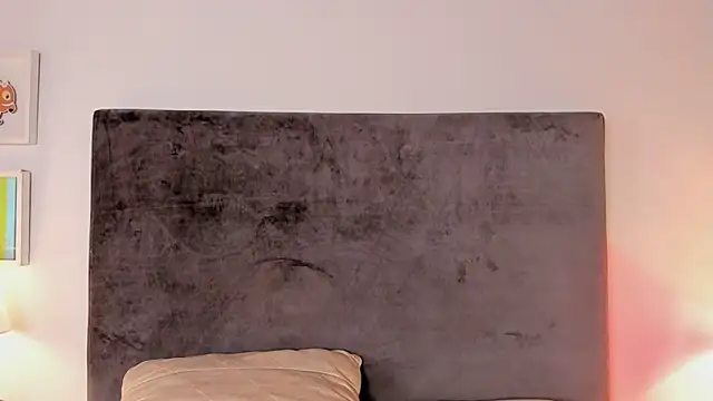 Snapshot of evelyn_evony chatting on January 10, 8:29 am evelyn evony online show from January 10, 8:29 am