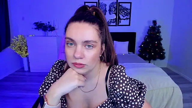 DaniellaLovely online show from January 14, 10:59 am