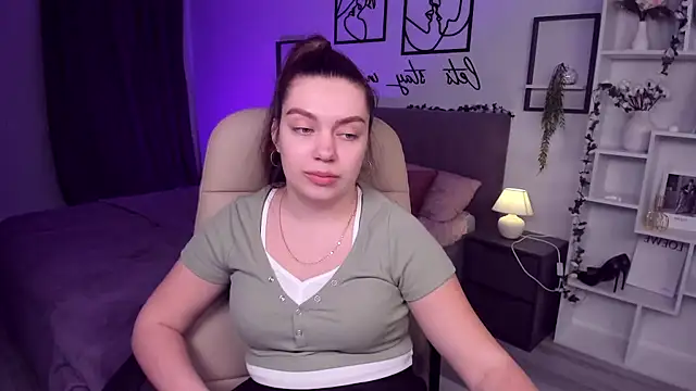 DaniellaLovely online show from January 30, 1:31 pm