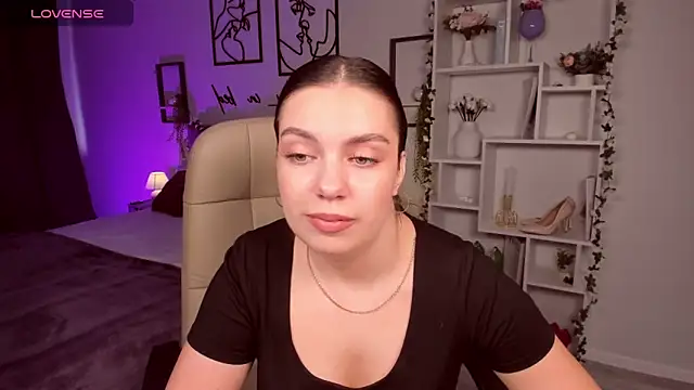 DaniellaLovely online show from September 15, 10:48 am