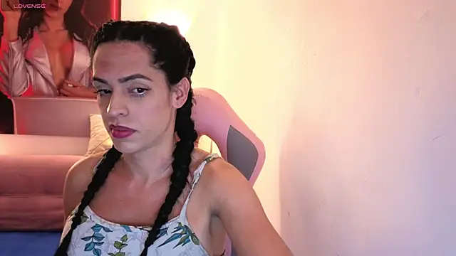 Snapshot of vittorialombardi__ chatting on November 7, 11:38 pm vittorialombardi online show from November 7, 11:38 pm