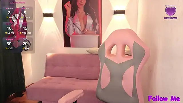 Snapshot of vittorialombardi__ chatting on November 17, 8:09 am vittorialombardi online show from November 17, 8:09 am