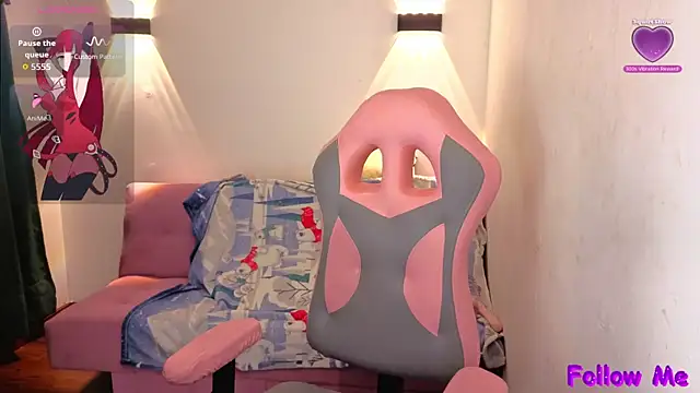 Snapshot of vittorialombardi__ chatting on December 5, 7:50 am vittorialombardi online show from December 5, 7:50 am