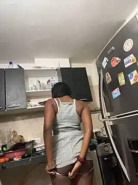 Snapshot of EscorpiLeoncita chatting on January 26, 5:02 am EscorpiLeoncita online show from January 26, 5:02 am