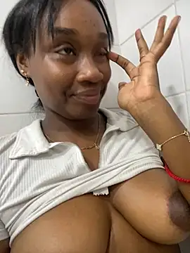 EscorpiLeoncita online show from February 20, 4:28 am