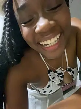 EscorpiLeoncita online show from February 7, 4:49 am