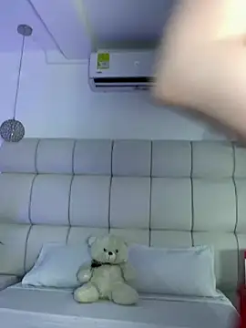 Alexa Handler online show from April 15, 8:42 pm