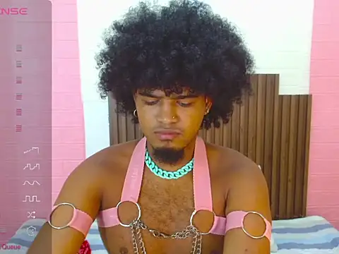 Snapshot of JaicobRuneer chatting on September 18, 1:18 am JaicobRuneer online show from September 18, 1:18 am