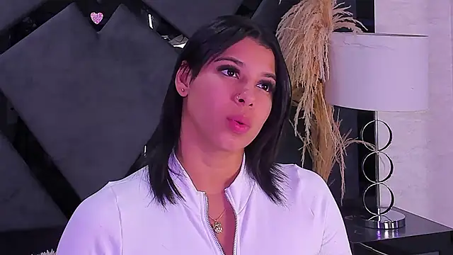 TiaraRosse online show from January 11, 5:12 am